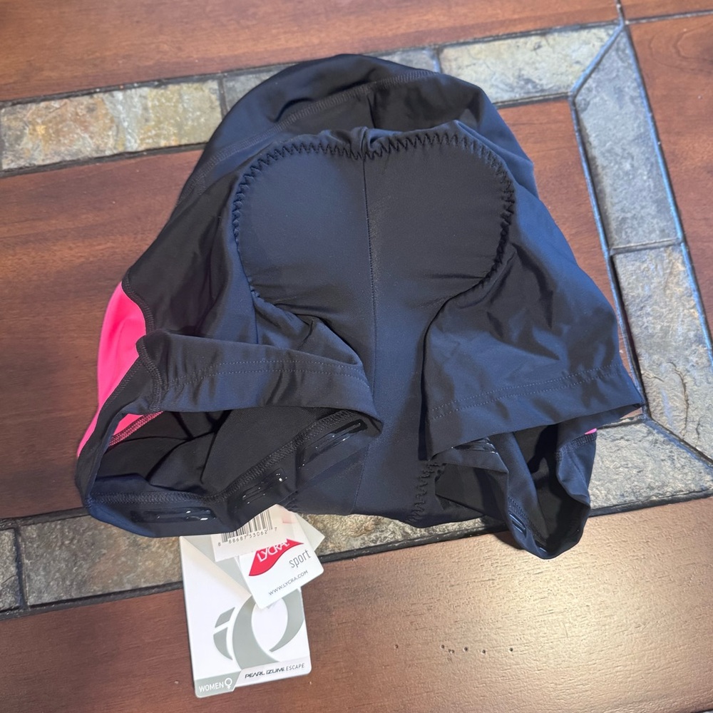 Pearl Izumi Black and Pink Cycling Shorts - Picture 2 of 6
